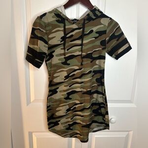 Derek Heart Camouflage Hoodie Dress/Long Tee